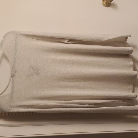 Embossed Juniors Top - Picture 4 of 5